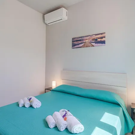 Ape Ermy Holiday home *